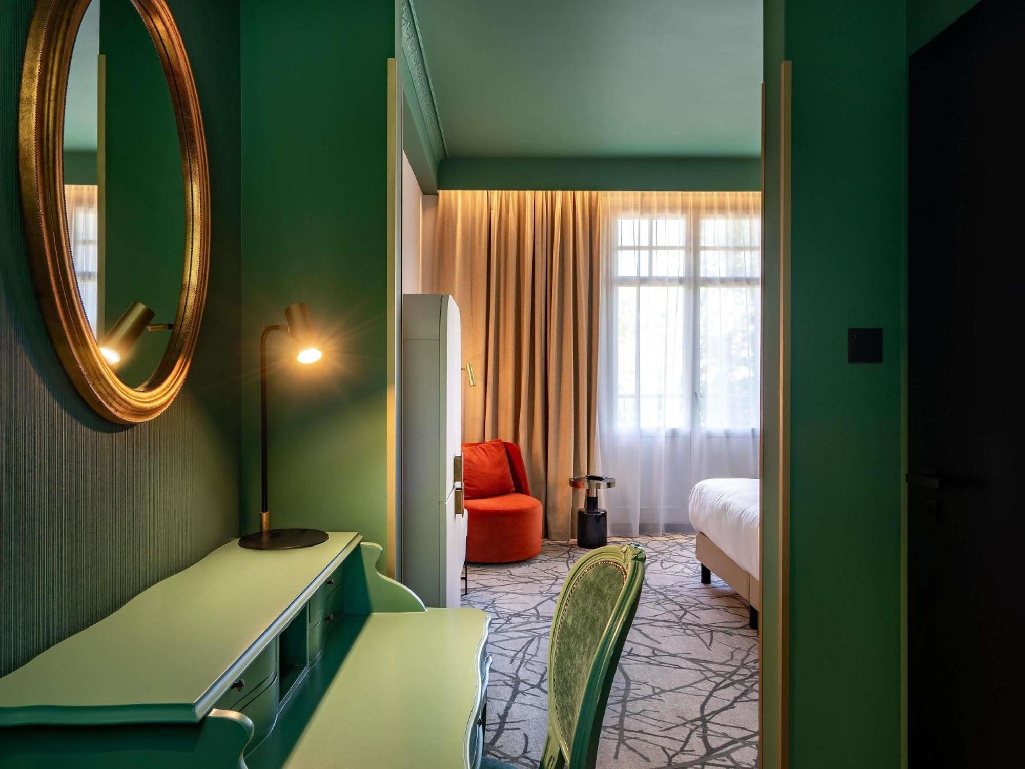 Superior King Room